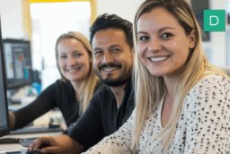 Apprenez à maîtriser le marketing digital lors d’une formation en présentiel à Lyon. De la stratégie aux outils concrets, apprenez à piloter une communication fficace sur le web. Un accompagnement professionnel et une certification professionnelle reconnue par France Compétences.